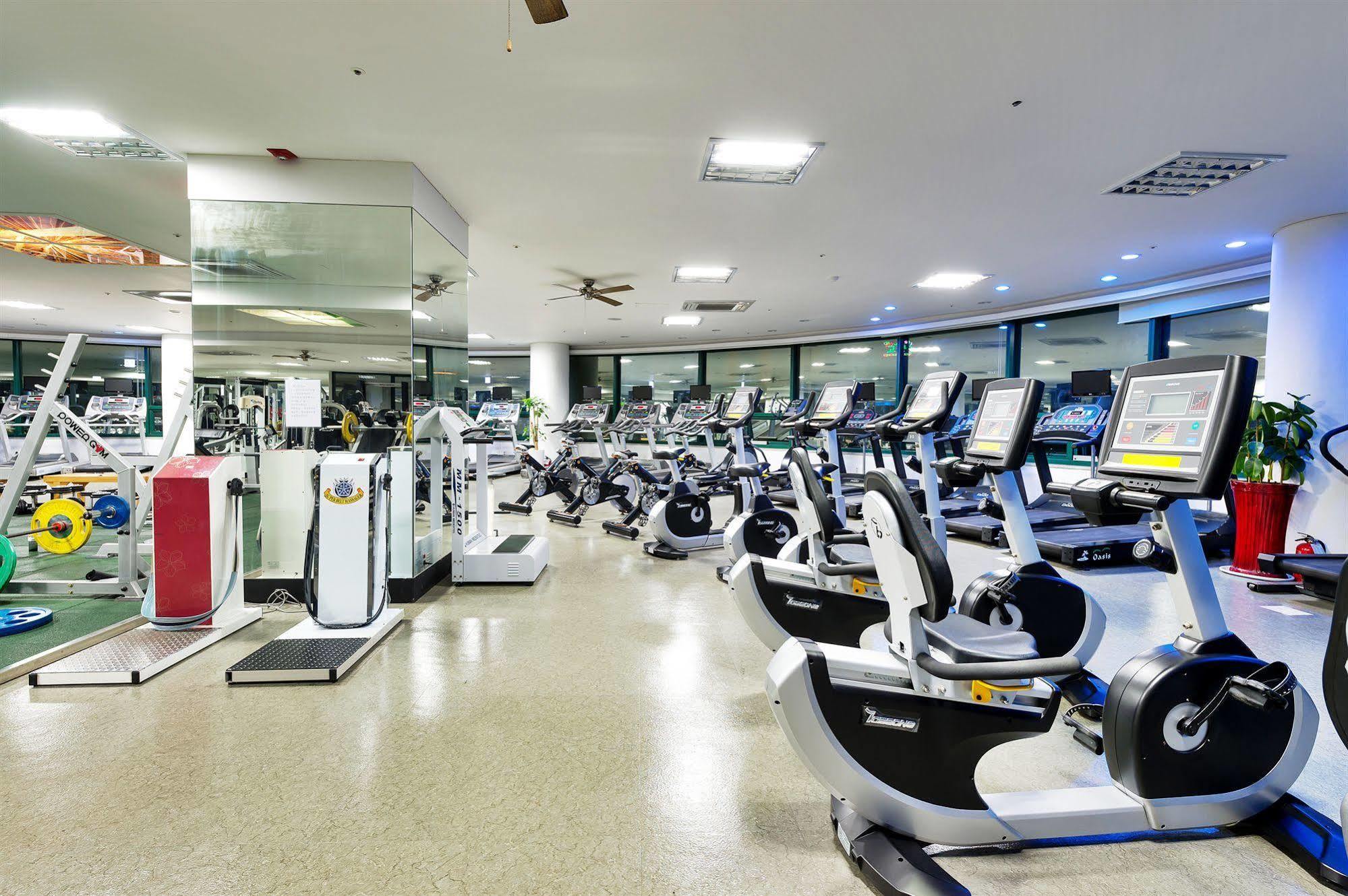Elena Business Hotel Yeosu Ngoại thất bức ảnh