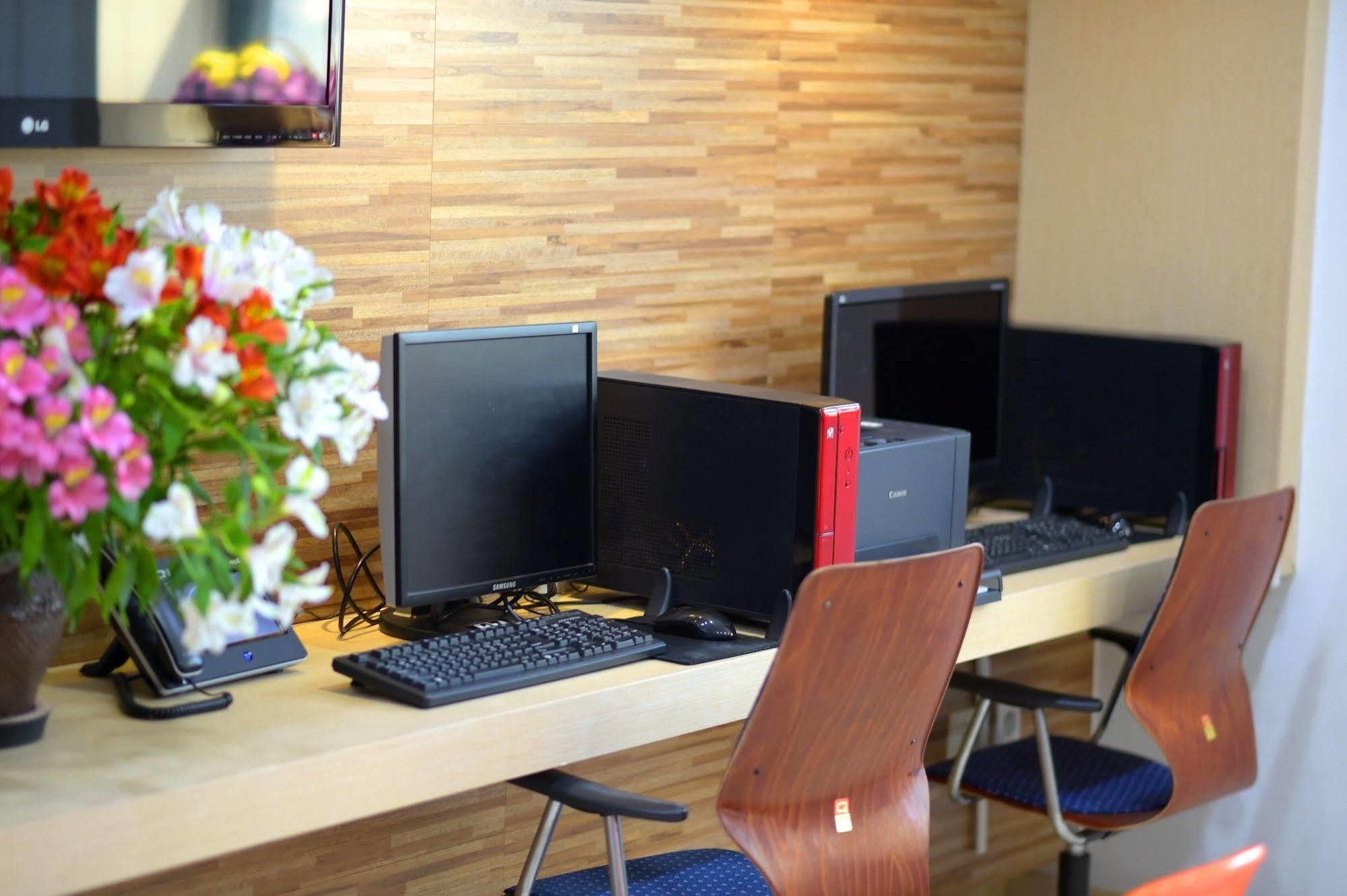 Elena Business Hotel Yeosu Ngoại thất bức ảnh
